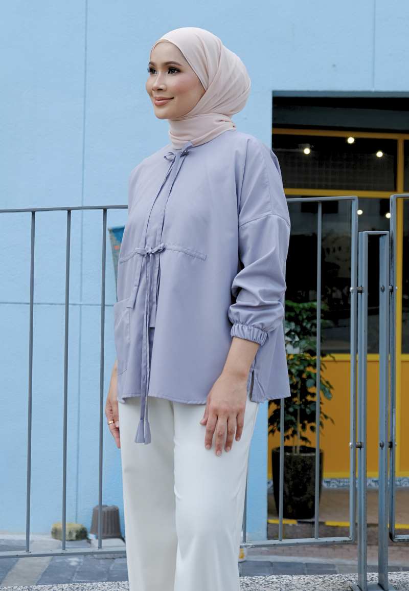 GLADYS BLOUSE IN DOLPHIN