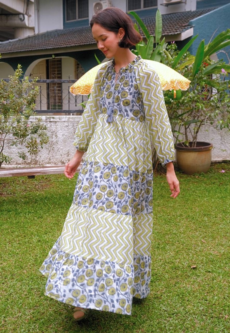 SAIRA LONG DRESS IN LEAF GREEN